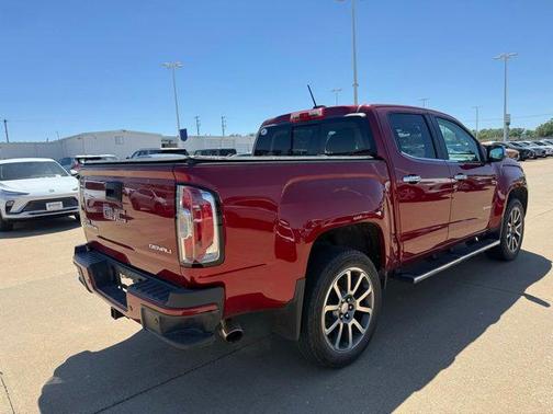 Red Quartz Tintcoat 2020 GMC Canyon Denali