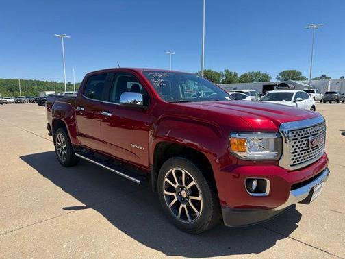 Red Quartz Tintcoat 2020 GMC Canyon Denali