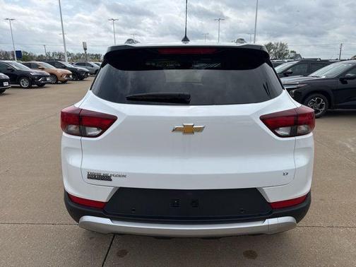Summit White 2024 Chevrolet Trailblazer LT