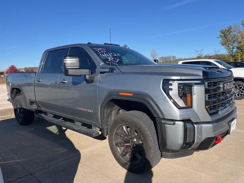 2024 GMC Sierra 2500 AT4