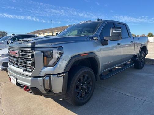 2024 GMC Sierra 2500 AT4