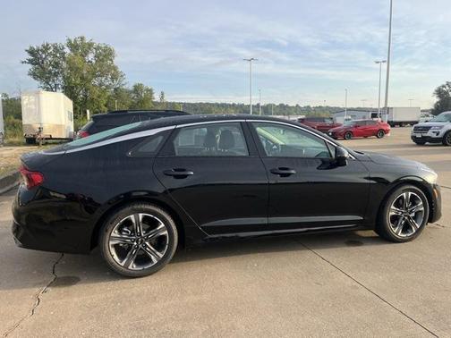 2021 Kia K5 EX