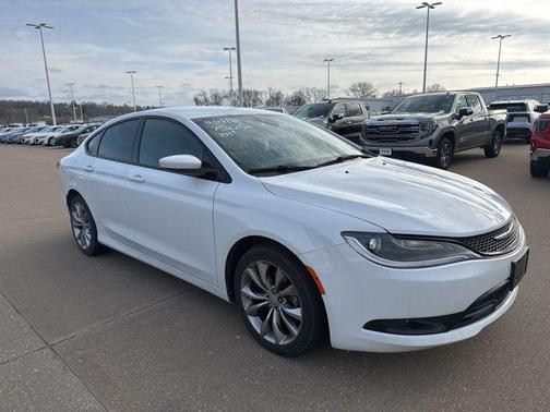 Bright White Clearcoat 2015 Chrysler 200 S