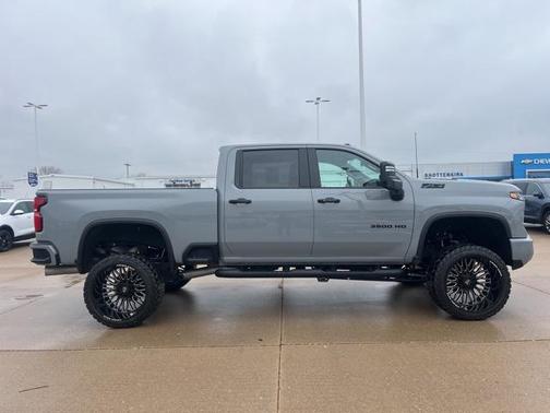 2024 Chevrolet Silverado 3500 LT