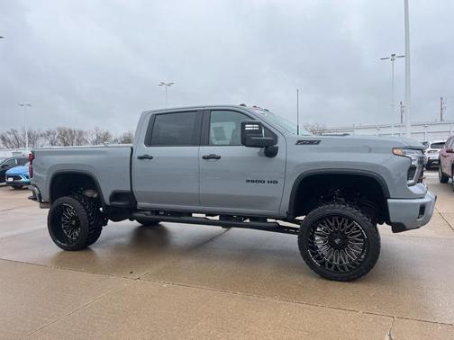 2024 Chevrolet Silverado 3500 LT