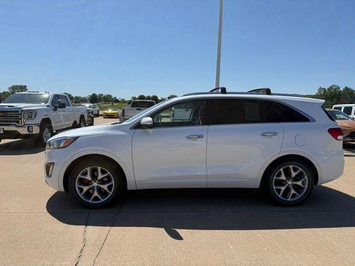 Snow White Pearl 2016 Kia Sorento SX