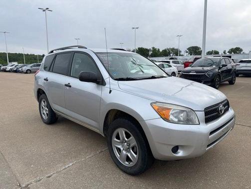 Classic Silver Metallic 2006 Toyota RAV4 Base