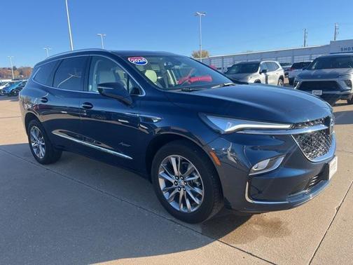 2024 Buick Enclave Avenir AWD