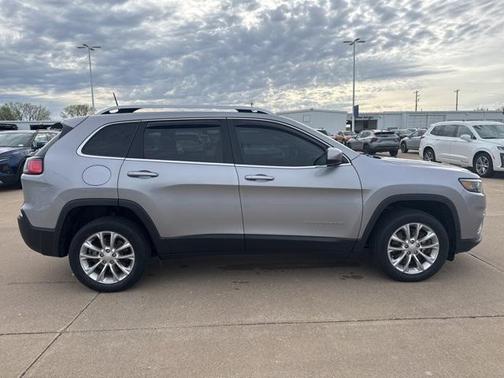 2019 Jeep Cherokee Latitude