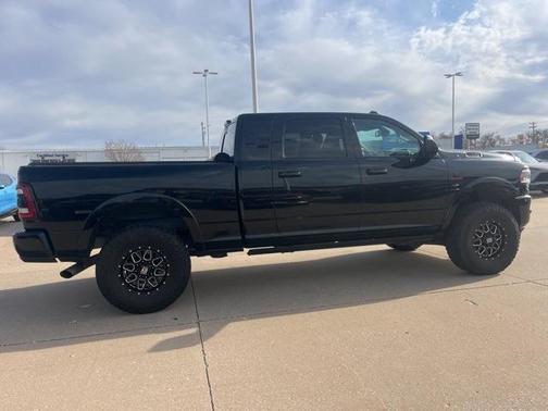 2022 RAM 2500 Laramie Mega Cab 4x4 6'4' Box