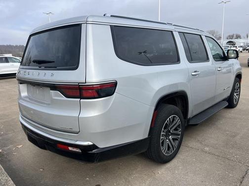 2024 Jeep Wagoneer L Series II 4x4