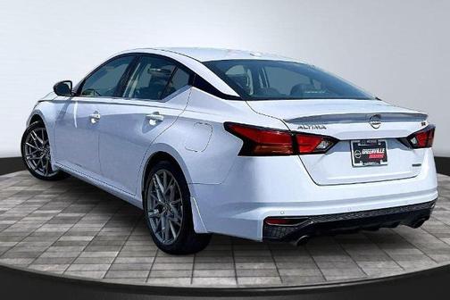 Gray 2024 Nissan Altima 2.0 SR