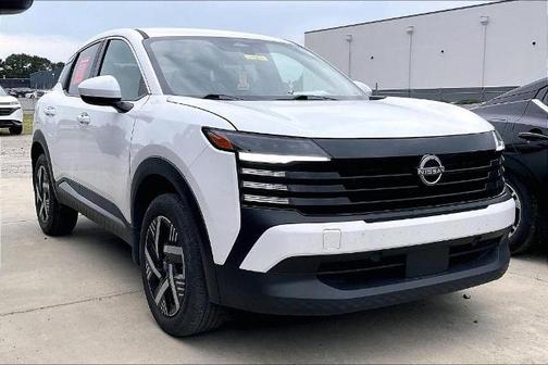 Fresh Powder 2025 Nissan Kicks SV