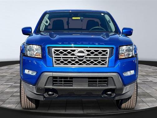 Bluestone Pearl 2024 Nissan Frontier SV