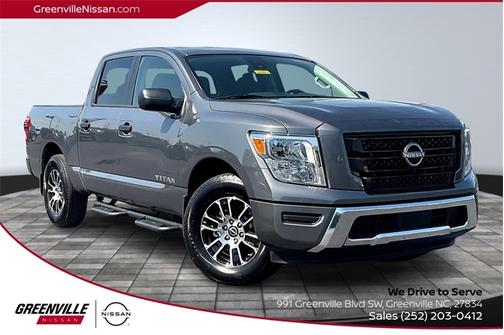 2024 Nissan Titan SV