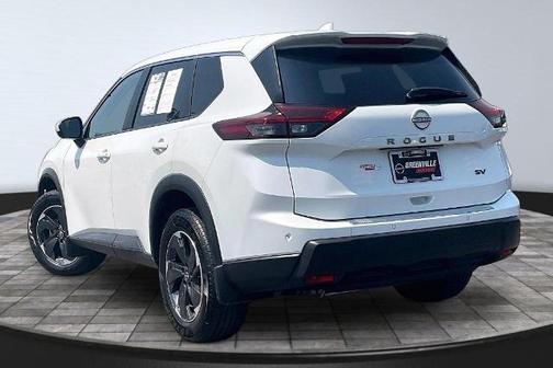 Everest White P 2024 Nissan Rogue SV