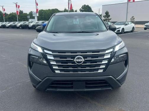 Gun Metallic 2025 Nissan Rogue S