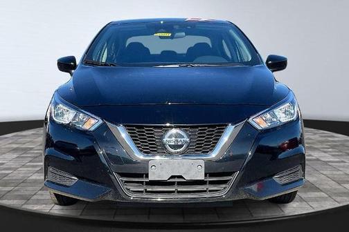 2022 Nissan Versa 1.6 SV