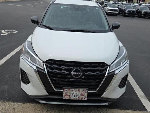 Fresh Powder 2023 Nissan Kicks S
