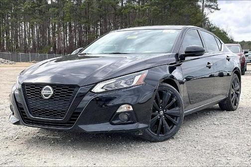 2022 Nissan Altima 2.5 SR