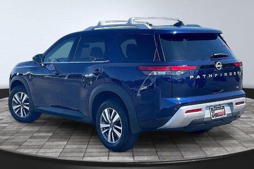 Deep Ocean Blue 2024 Nissan Pathfinder SL
