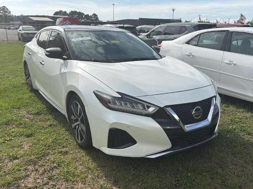 White 2020 Nissan Maxima 3.5 SL