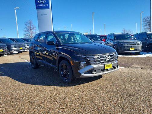 2025 Hyundai TUCSON SE