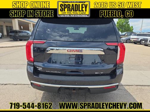 Midnight Blue Metallic 2021 GMC Yukon XL SLT