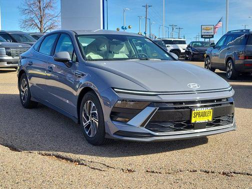 2026 Hyundai SONATA Hybrid Base