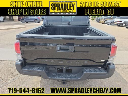 Midnight Black Metallic 2022 Toyota Tacoma TRD Off Road