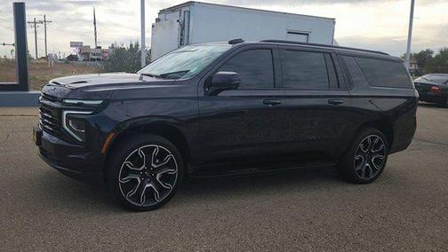 2025 Chevrolet Suburban RST