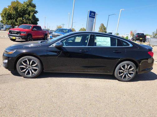 2025 Chevrolet Malibu FWD RS