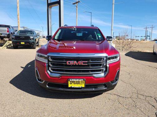 2023 GMC Acadia AWD AT4
