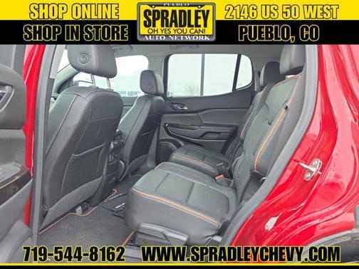 2023 GMC Acadia AWD AT4