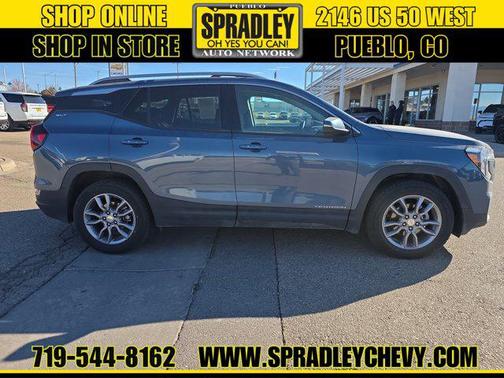 2024 GMC Terrain SLT