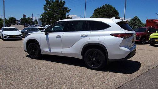 2021 Toyota Highlander L