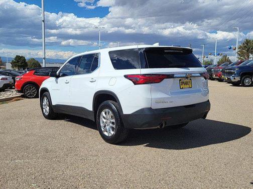 2023 Chevrolet Traverse LS