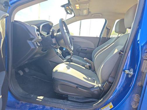 2017 Chevrolet Sonic LS