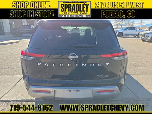 2024 Nissan Pathfinder Platinum