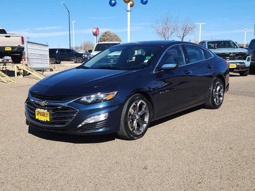 2022 Chevrolet Malibu FWD LT