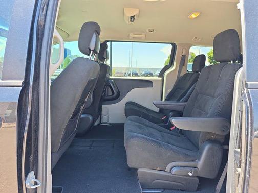 2016 Dodge Grand Caravan AVP/SE