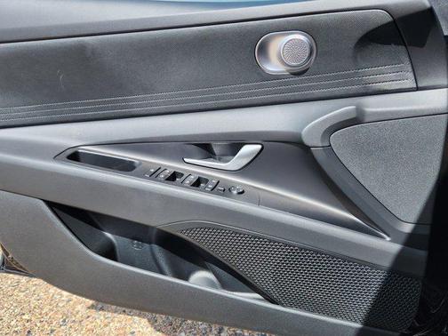 2025 Hyundai ELANTRA HEV Blue