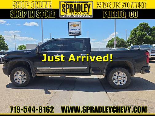 Black 2024 Chevrolet Silverado 2500 High Country
