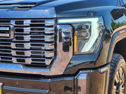 Onyx Black 2024 GMC Sierra 2500 Denali Ultimate
