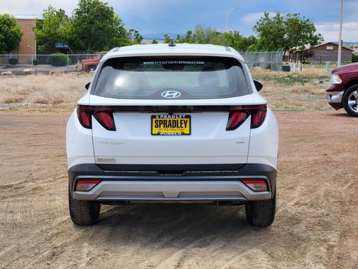 Serenity White Pearl 2025 Hyundai TUCSON SE