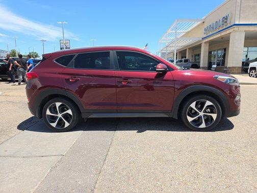 2016 Hyundai TUCSON Sport