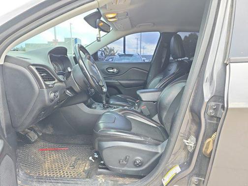 2019 Jeep Cherokee Trailhawk
