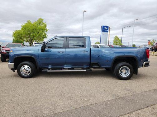 Lakeshore Blue Metallic 2024 Chevrolet Silverado 3500 LT