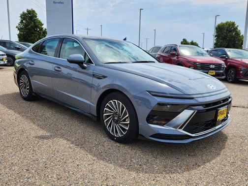 2025 Hyundai SONATA Hybrid Limited