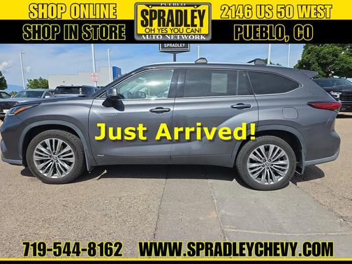 Magnetic Gray Metallic 2021 Toyota Highlander Hybrid Platinum